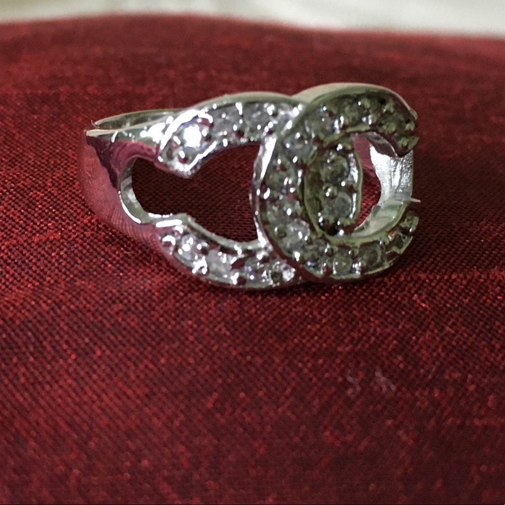 Silver Horse shoe ring